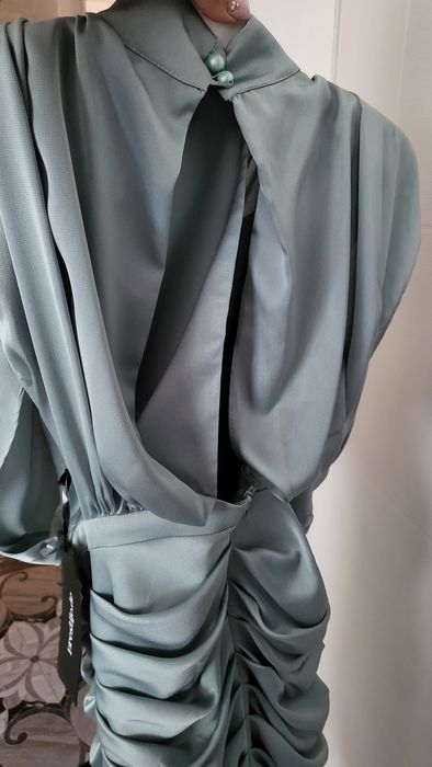 Чисто нова  къса рокля