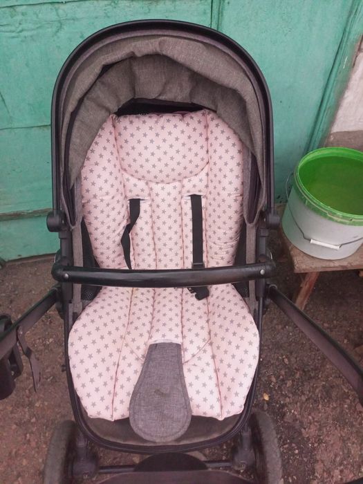 Коляска детская  13000