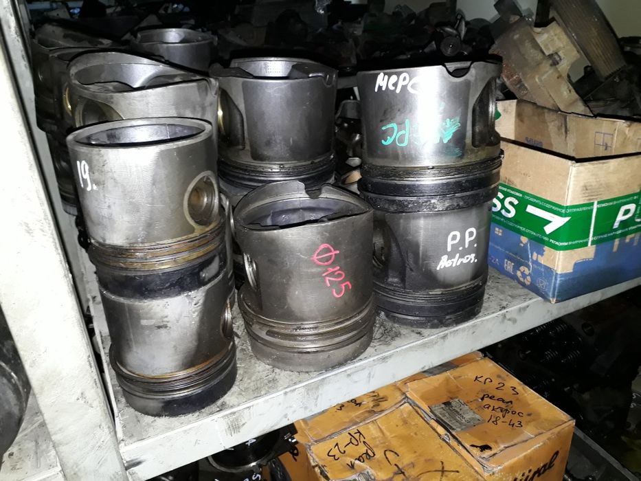 Поршень, шатун