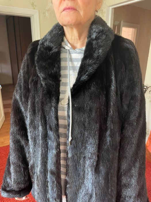Полушубок норка.Чёрный и белый