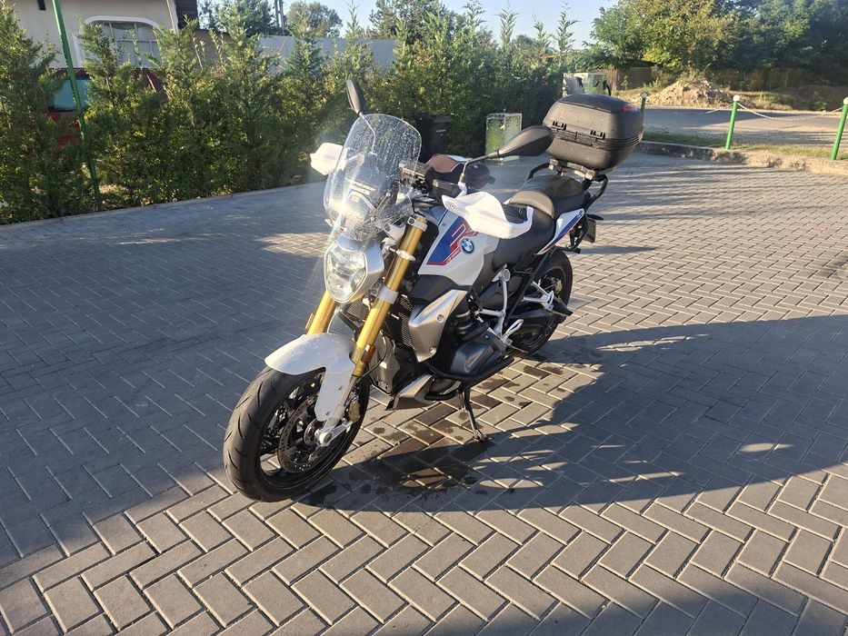 Moto BMW R1250R din 2019