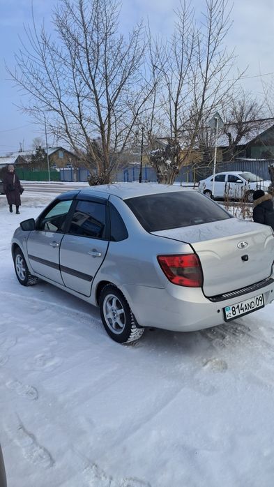 Автомобиль Лада Гранта