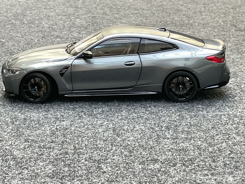 BMW G82 1/18 Minichamps