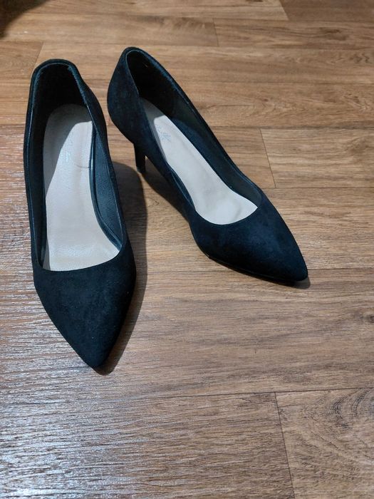 Продаются туфли в отличном состоянии