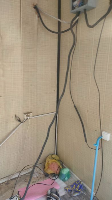 Konteyner sotiladi srochna 6 metrli 3500$