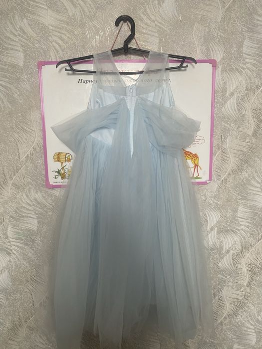 Продам платья.