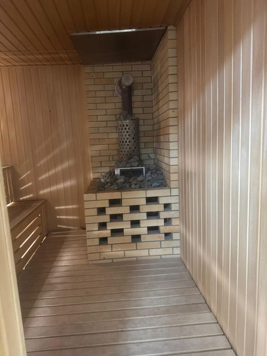 Продается дом из сруба на разбор .