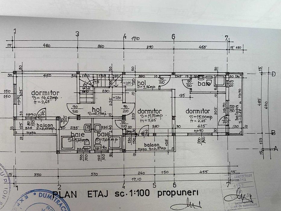 Vând VILĂ D+P+E+M Rm.Valcea, zona Libertații