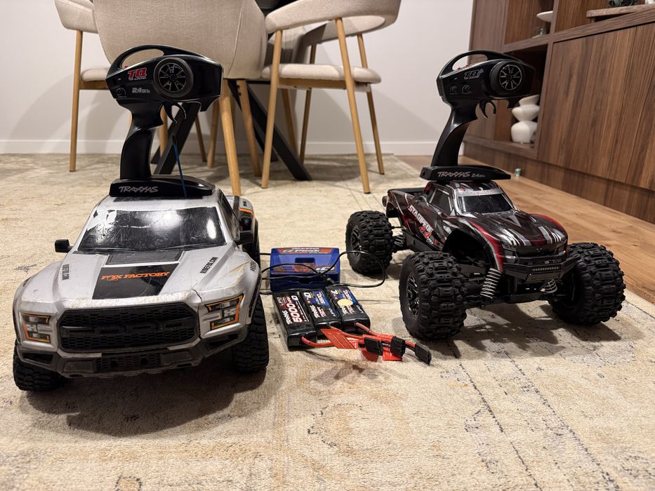 Traxxas Stampede 4x4 VXL si Ford Raptor