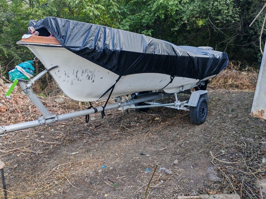 Лодка с мотор 5м