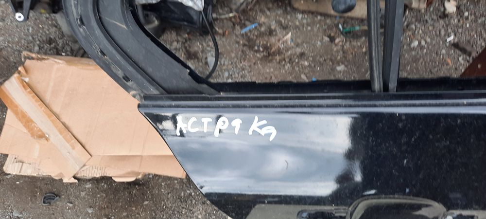 Задна дясна врата за опел  астра ка .