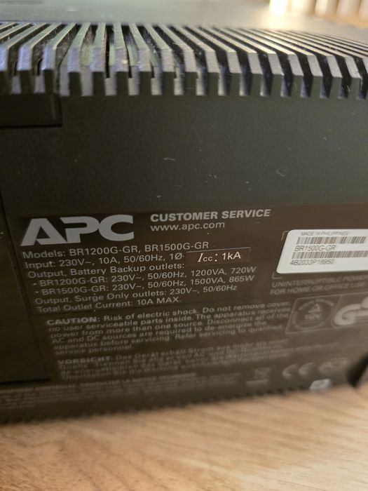 UPS APC BR1500G-GR 1500VA / 865W – stare impecabilă