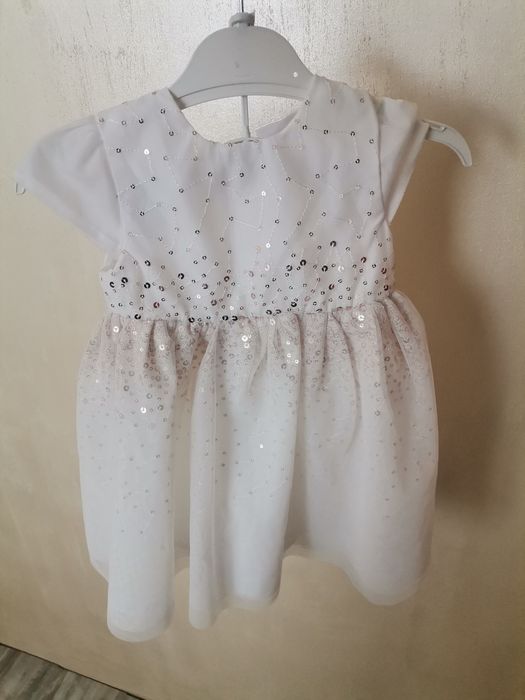 Детски роклички.