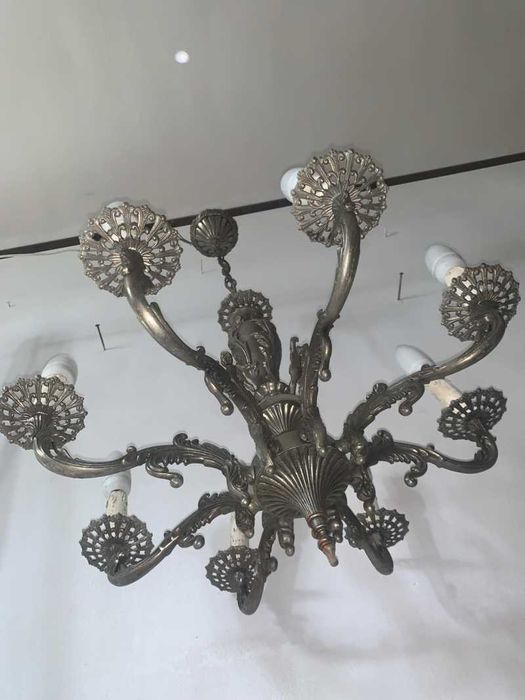 Candelabru cu opt brate ingeras