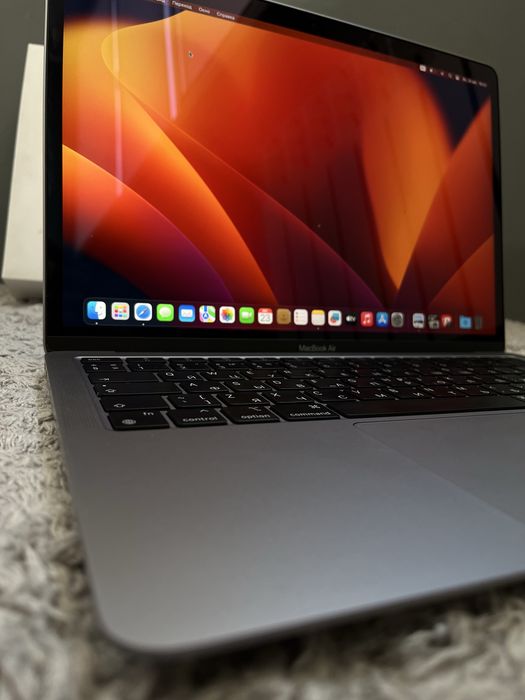 MacBook Air M1 256gb ssd EAC в идеальном состоянии