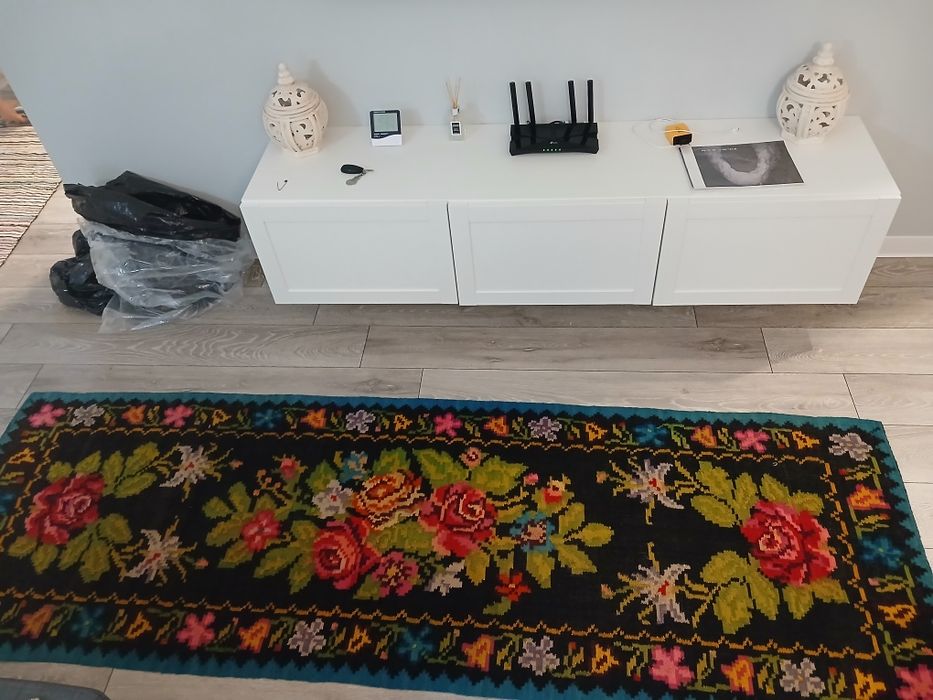 Covor/Traversă Tradițională din Lână – Lucrată Manual