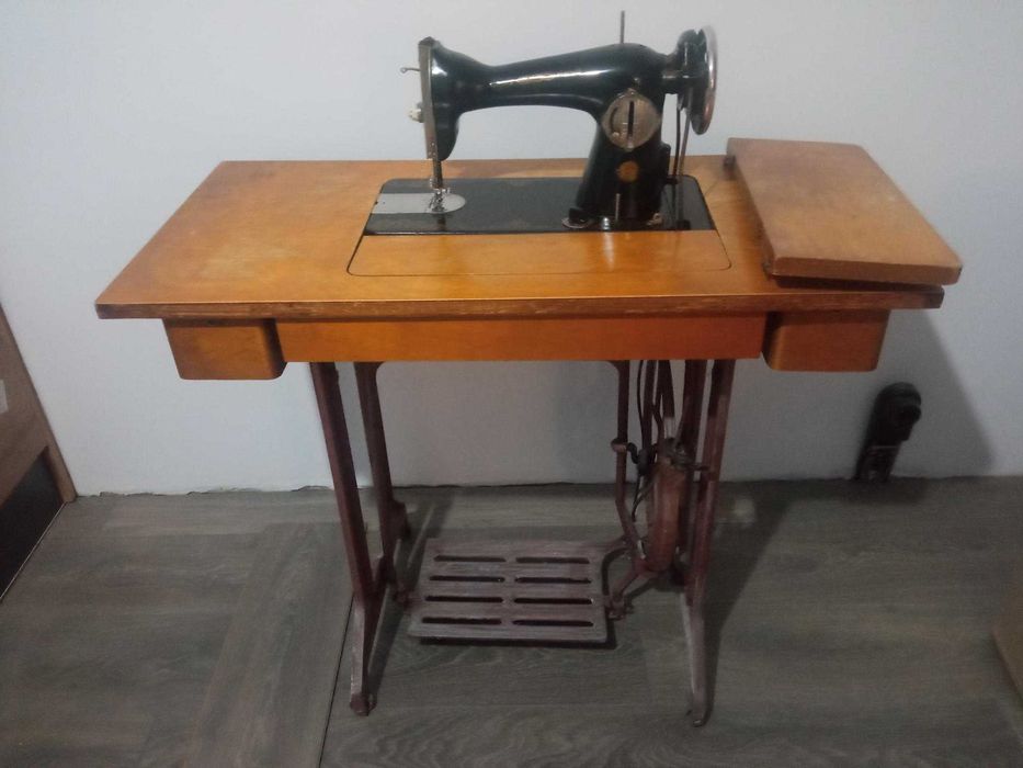 Шевна крачна машина