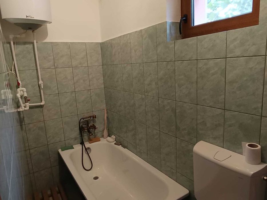 Casa de vanzare, aproape de centru, Tg.Ocna