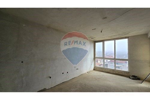 Продава апартаменти