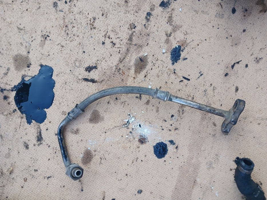 Сапун Ауди С4 двигатель ААТ