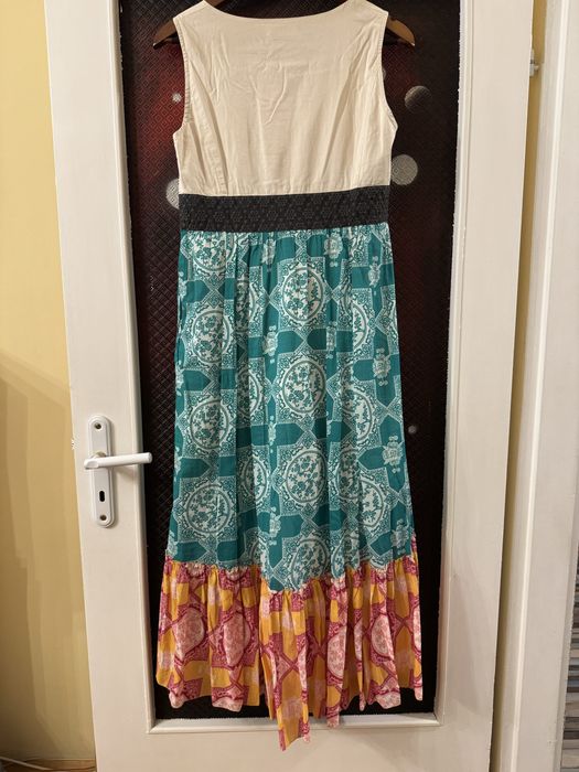 Рокля размер “С”, нова