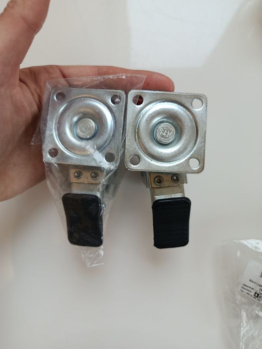 Колелца за мебел