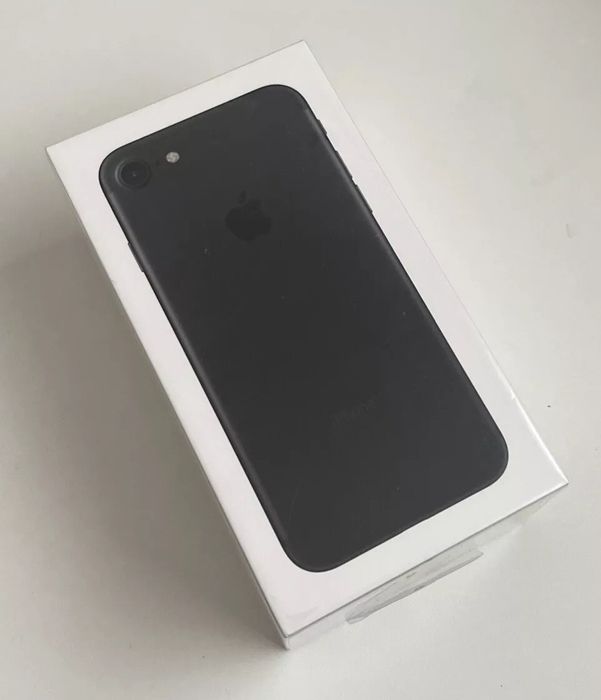 Коробки от Айфона 5s ; 6s ; 7. !