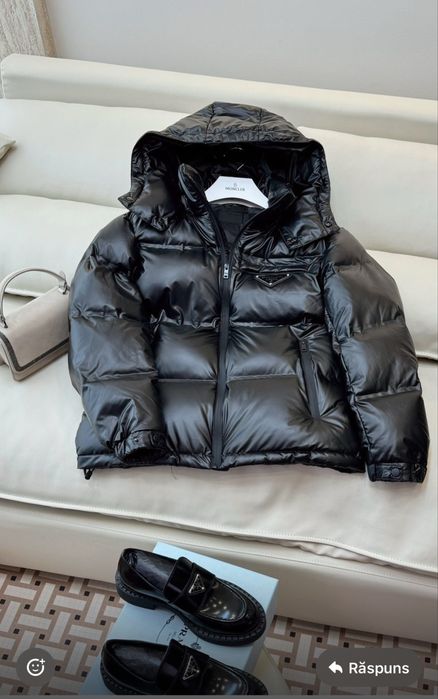 Geaca barbati Prada ,M(50),negru,livrare  personala in Bucuresti/Ilfov