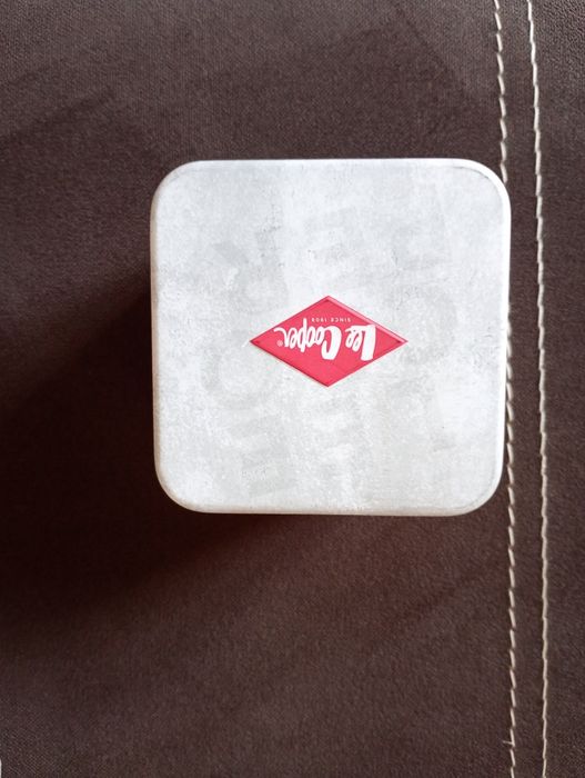 Ceas mecanic Lee Cooper – rezistent la apă