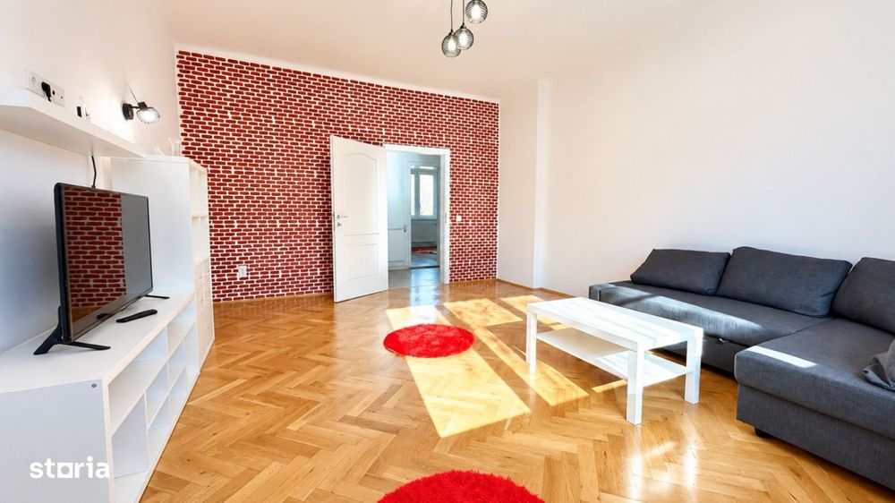 Liniste si intimitate in zona centrala–Apartament in vila, garaj+dem