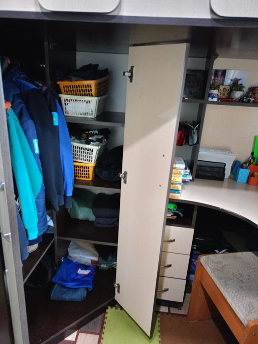 Подростковая кровать-чердак б/у