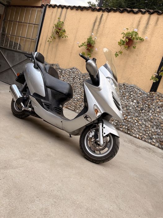Kymco Grand Dink 125