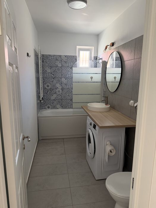 Inchiriez Apartement Bloc Nou