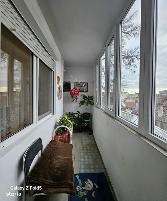 Apartament 2 camere – Str.  Splaiul Crisanei – 200 €/lună