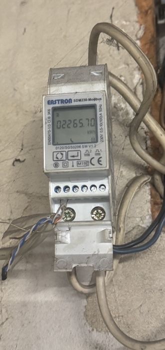 Мрежов инвертор с ограничител експорта на енергия!