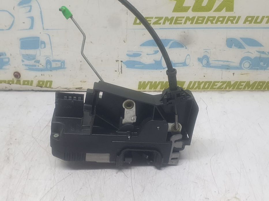 Broasca stanga fata 8200008246 Renault Trafic 2 (facelift) (2006 - 2015) 2.0 dci 2.0 dci M9R692