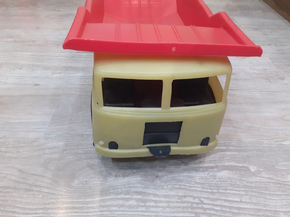 Продавам старо СОЦ камион камионче КДН Габрово