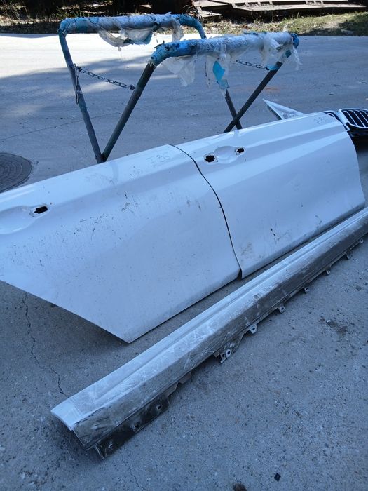 Usa dreapta fără dreapta spate prag Bmw F36