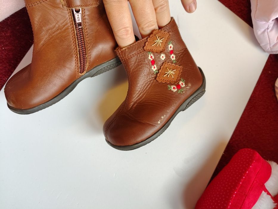 Ghetuțe Chicco 18-19