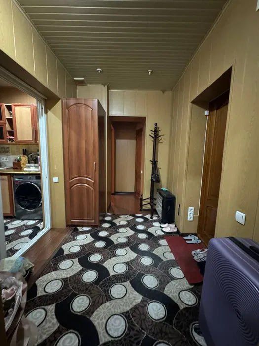 Продам 2 комнатная квартира метро Буюк Ипак Йули.Максим Горький.Центр