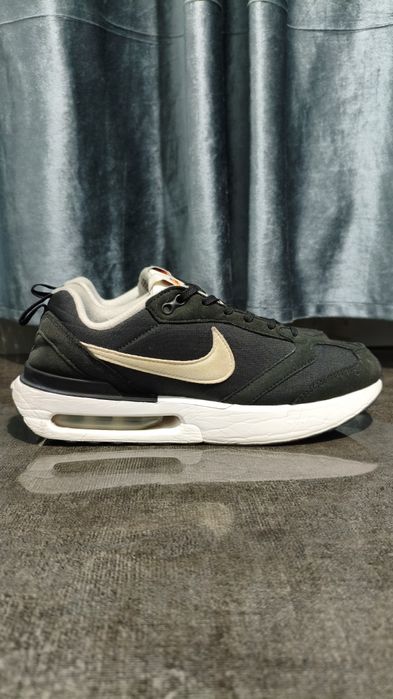 Оригинальные кроссовки Nike