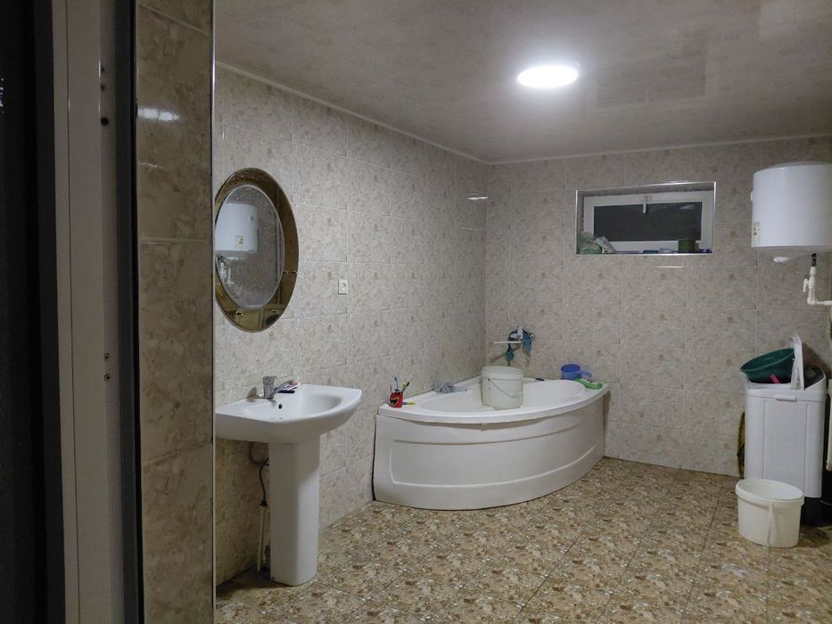 Продается дом в г.Нукус Кирпич завод центр