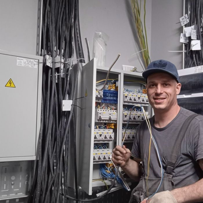 Электрик 24/7, работы любой сложности Электромонтажник Сборка щита