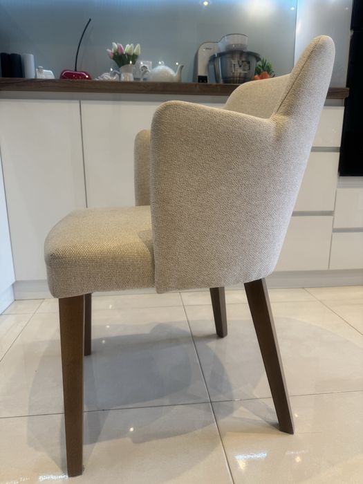 Стол тип кресло