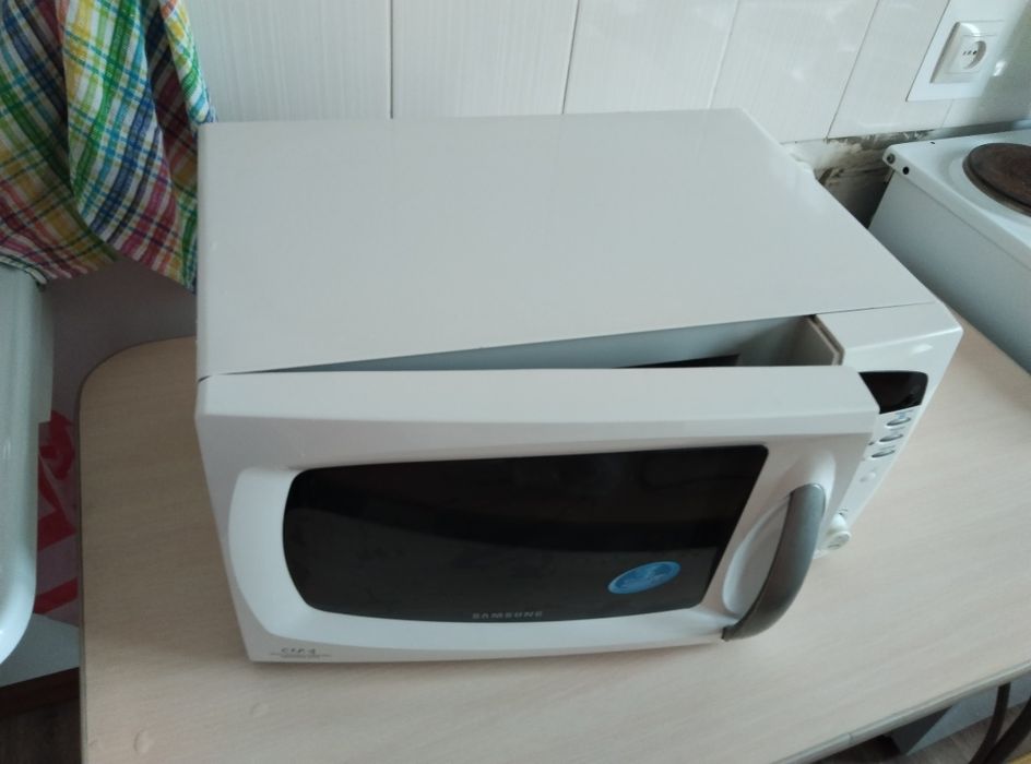 Микроволновая печь