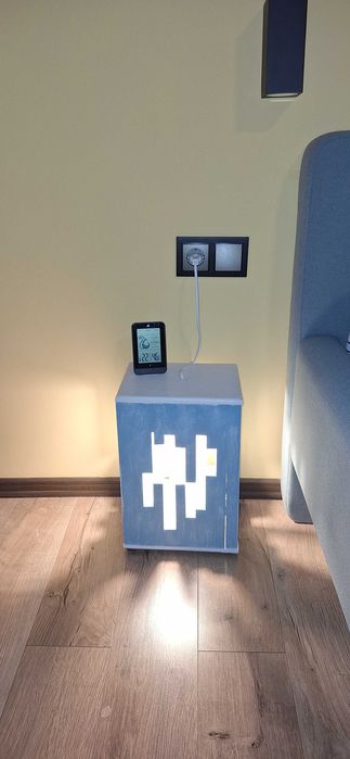 Стилна нощна лампа