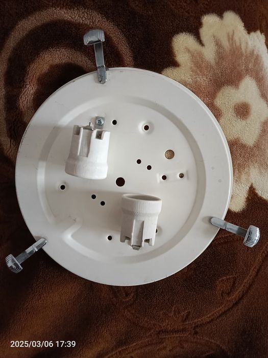 Продам светильник потолочн  д30и настенныйый