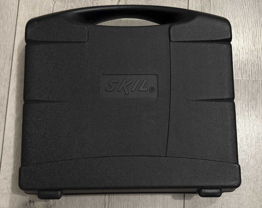 Masina de frezat Skil 1415 F0151415AC cu geanta de transport