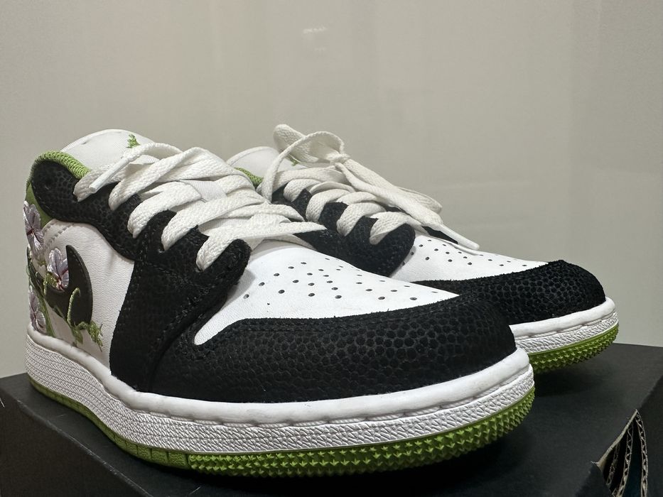 Чисто нови маратонки Nike Air Jordan ( лимитирана серия )