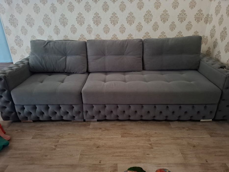 Продам диван в новом состояний